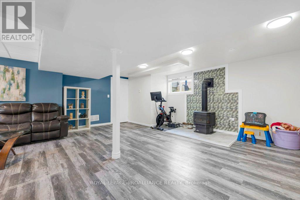 105 A&b Bernard Long Road, Quinte West, Ontario  K8V 5P6 - Photo 22 - X12900922