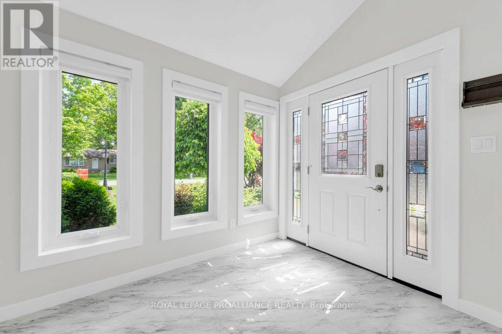 105 A&b Bernard Long Road, Quinte West, Ontario  K8V 5P6 - Photo 4 - X12900922