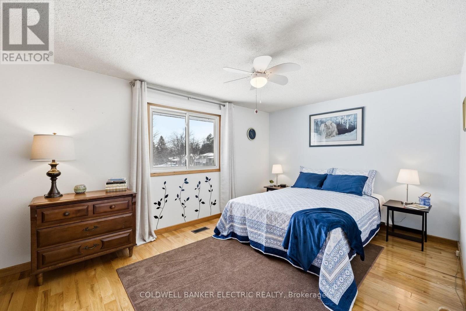 1341 Heather Lane, Peterborough (Monaghan Ward 2), Ontario  K9J 7N1 - Photo 13 - X12900966