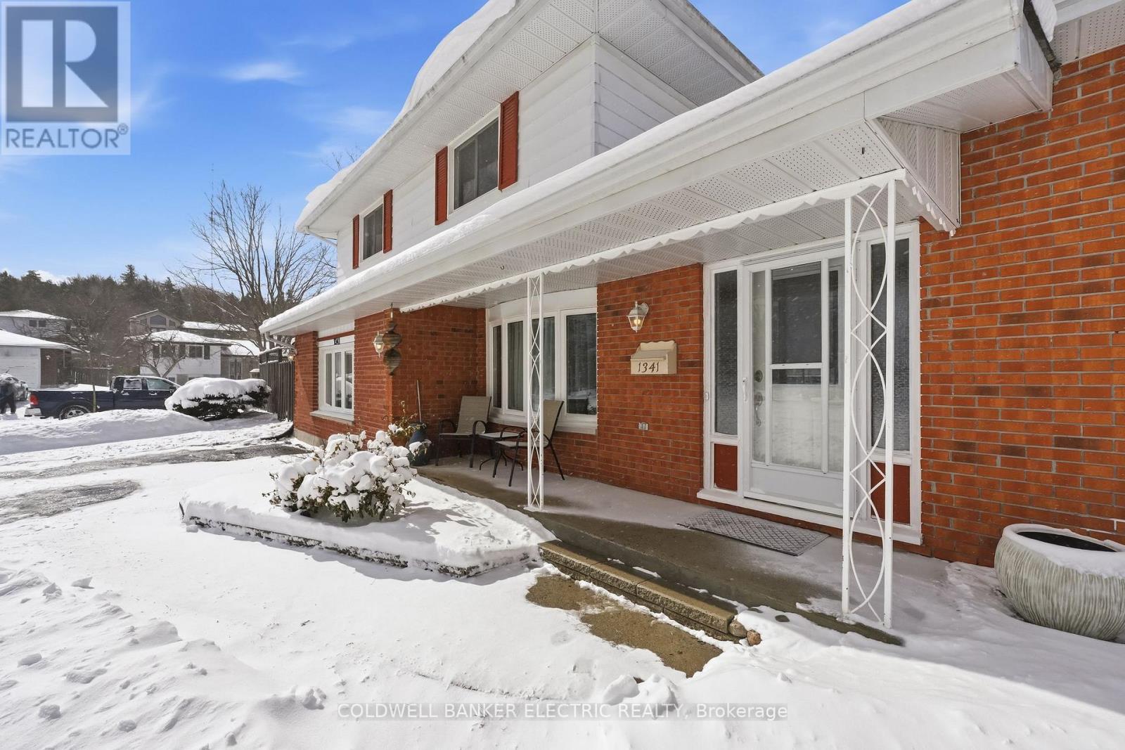 1341 Heather Lane, Peterborough (Monaghan Ward 2), Ontario  K9J 7N1 - Photo 6 - X12900966