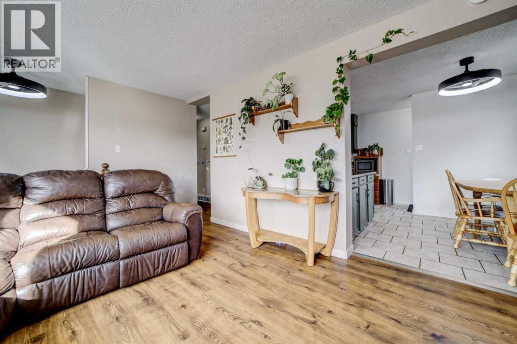 2730 226 Street, Bellevue, Alberta  T0K 0E0 - Photo 9 - A2294720