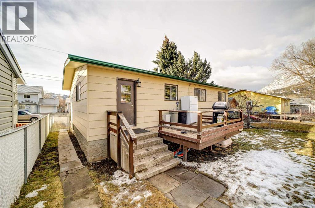 2730 226 Street, Bellevue, Alberta  T0K 0E0 - Photo 43 - A2294720