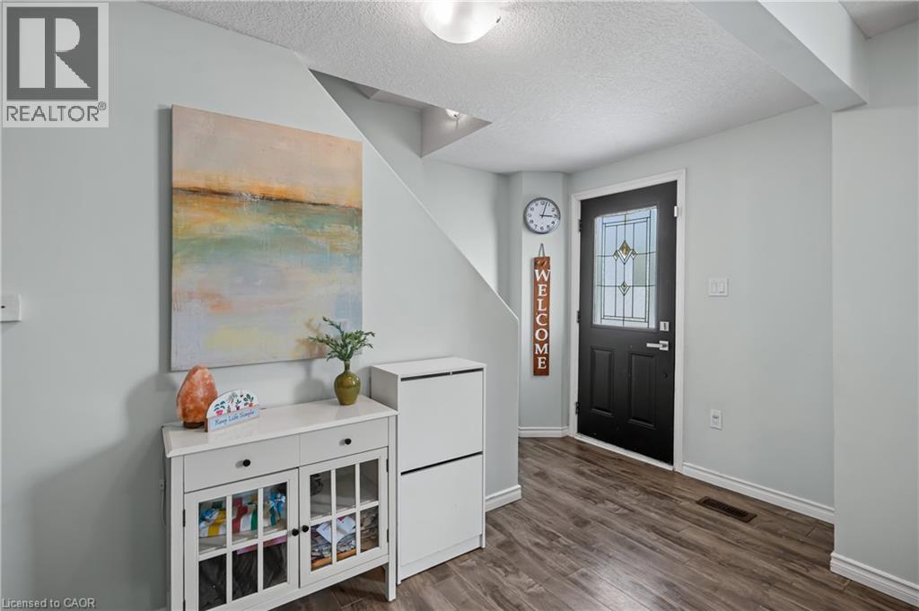 162 Alice Street, Guelph, Ontario  N1E 3A1 - Photo 3 - 40813538