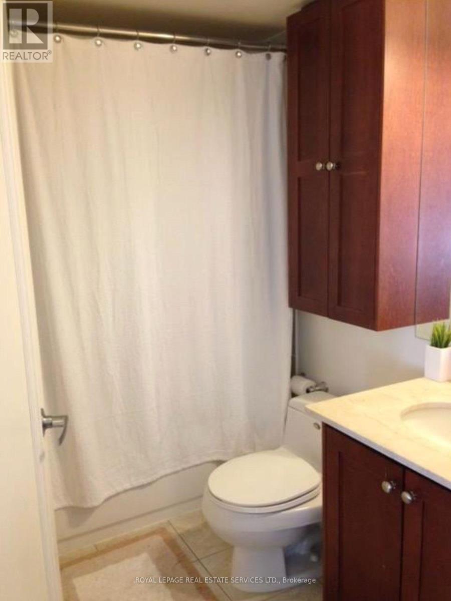 804 - 60 St Clair Avenue W, Toronto, Ontario  M4V 1M1 - Photo 6 - C12900916