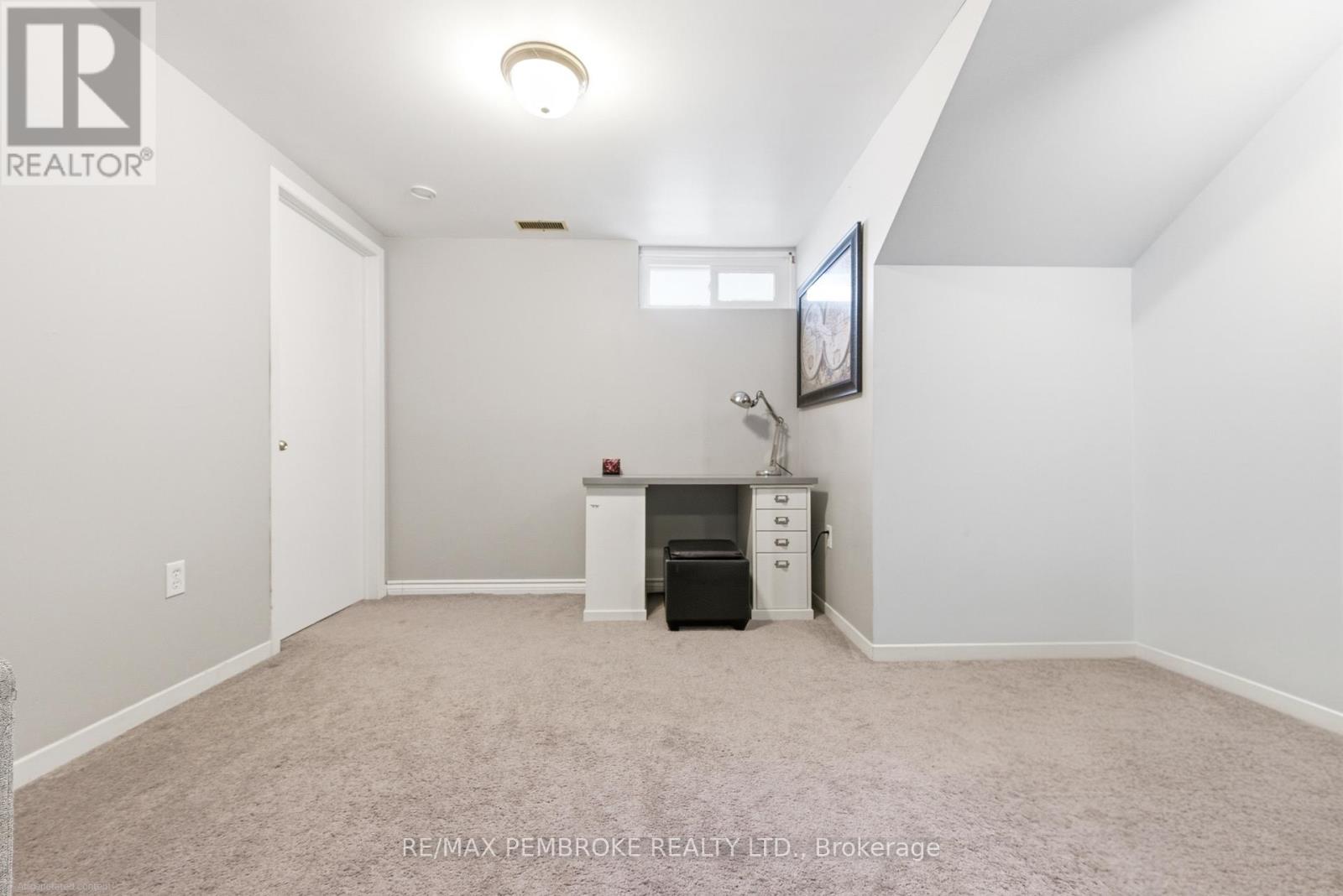 59 Mary Street, Petawawa, Ontario  K8H 1S2 - Photo 32 - X12900882