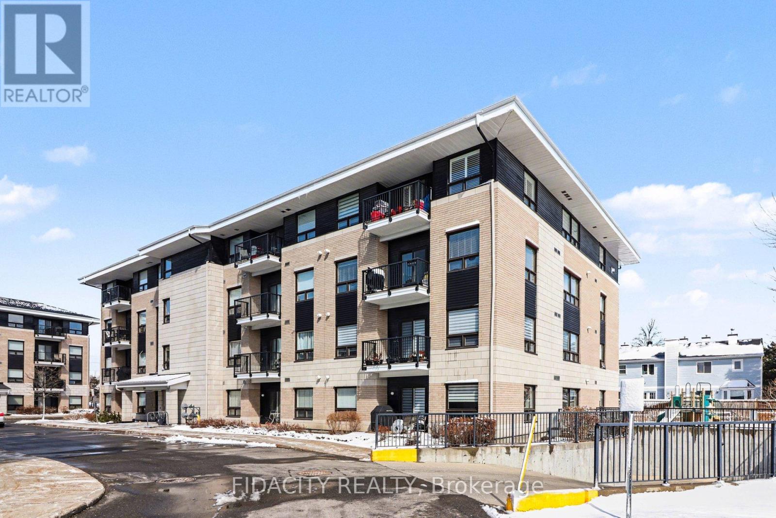 302 - 225 WINTERFELL PRIVATE, Ottawa, Ontario