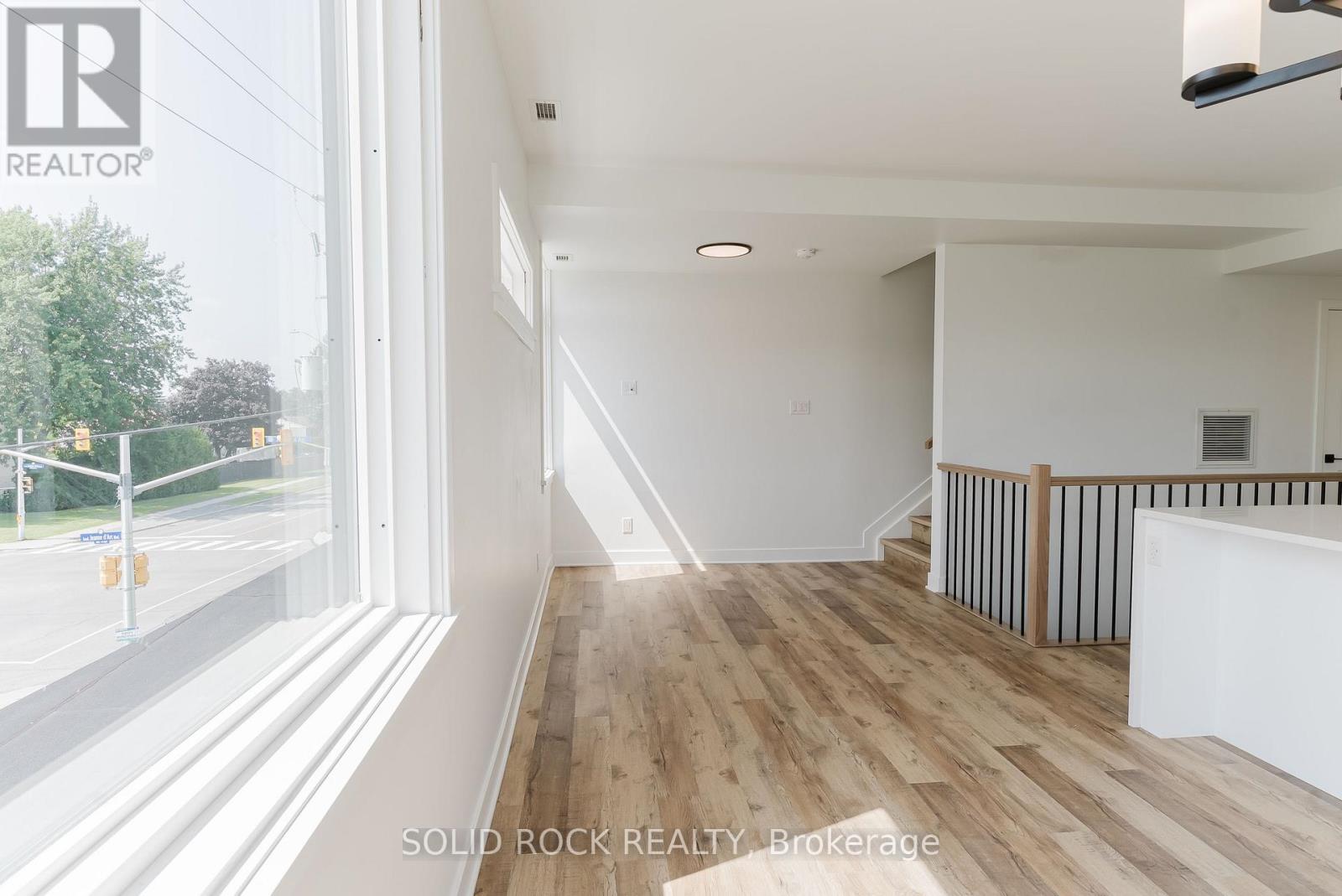 Unit 9 The Butterfly - 845 Champlain Street, Ottawa, Ontario  K1C 1K3 - Photo 12 - X12900932