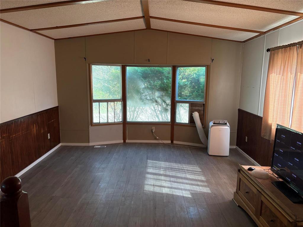 37092 36n Road, Steinbach, Manitoba  R0A 0W1 - Photo 13 - 202605049