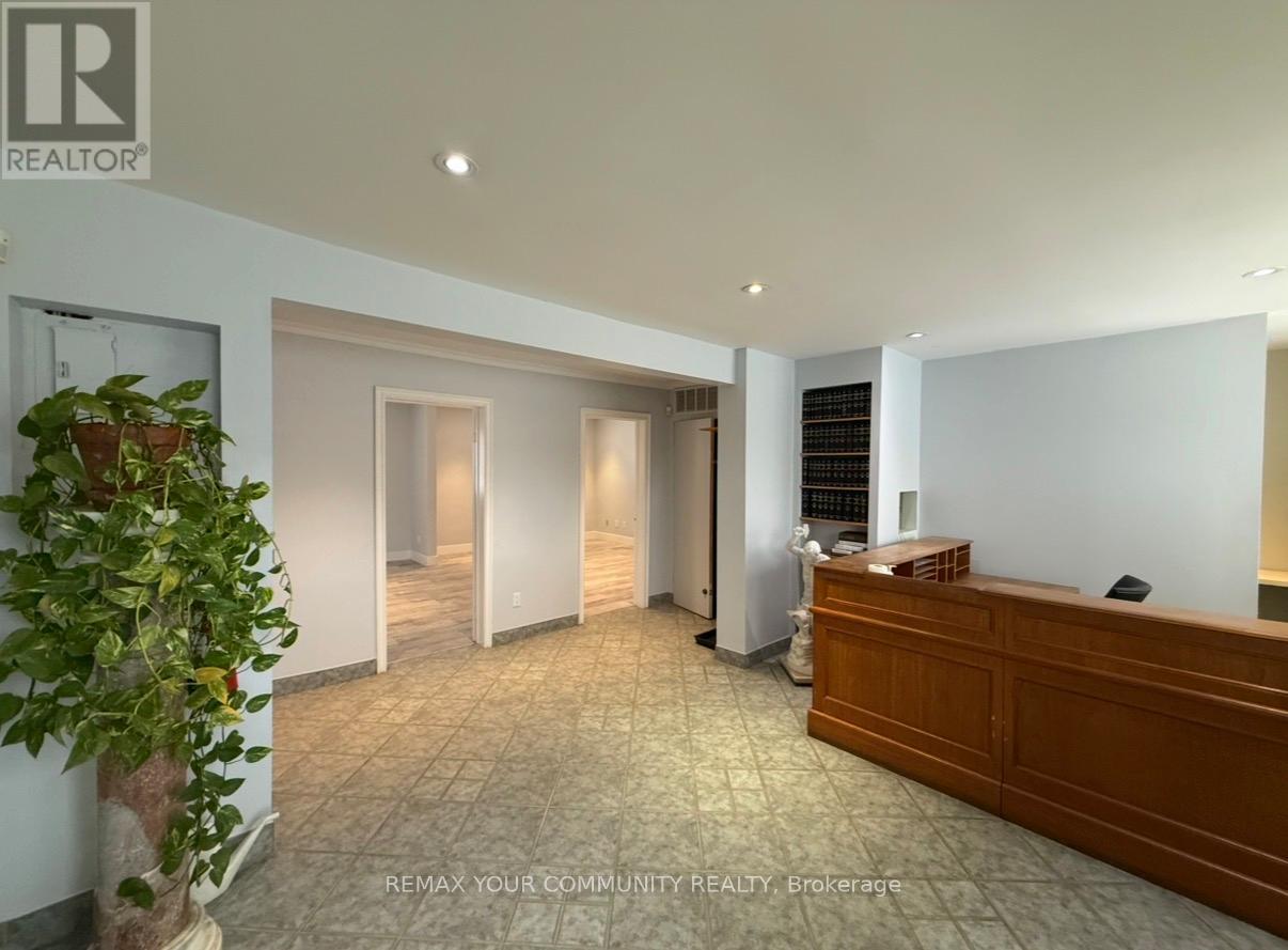 200 - 795 WILSON AVENUE W, Toronto, Ontario