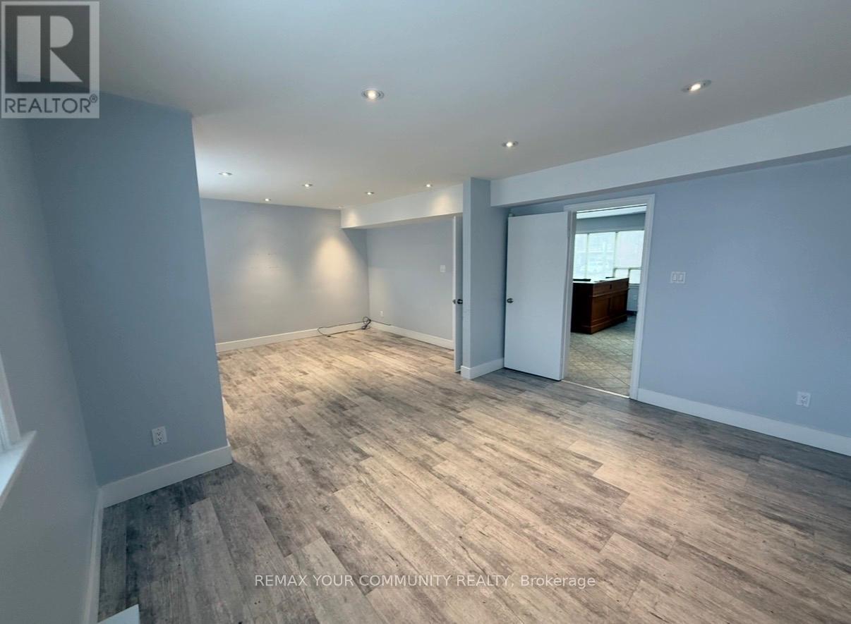 200 - 795 Wilson Avenue W, Toronto, Ontario  M3K 1E4 - Photo 9 - W12685840