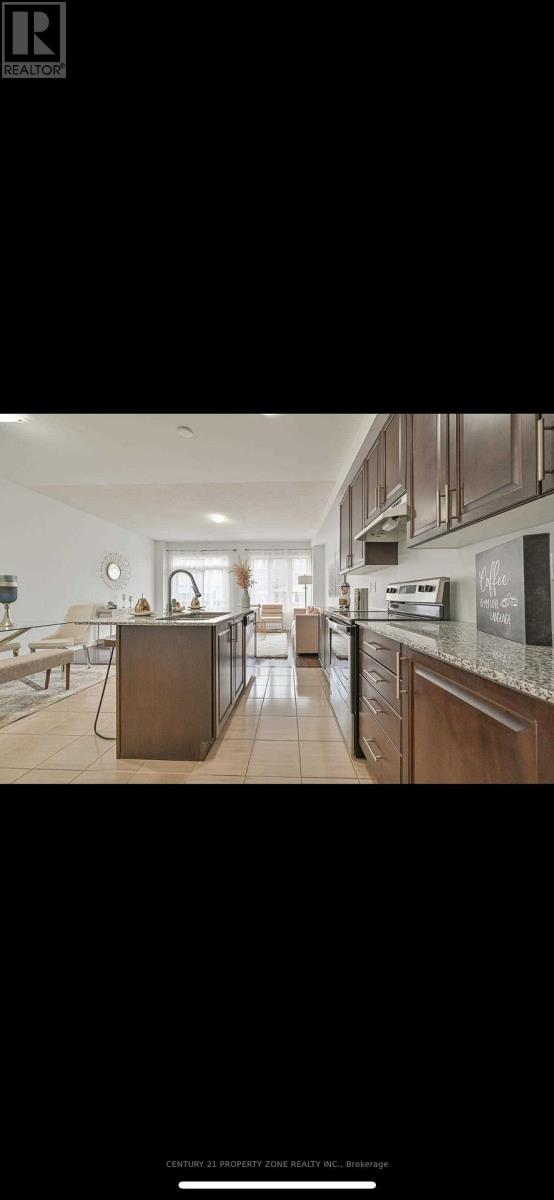 26 Adventura Road, Brampton (Northwest Brampton), Ontario  L7A 5A7 - Photo 7 - W12900830