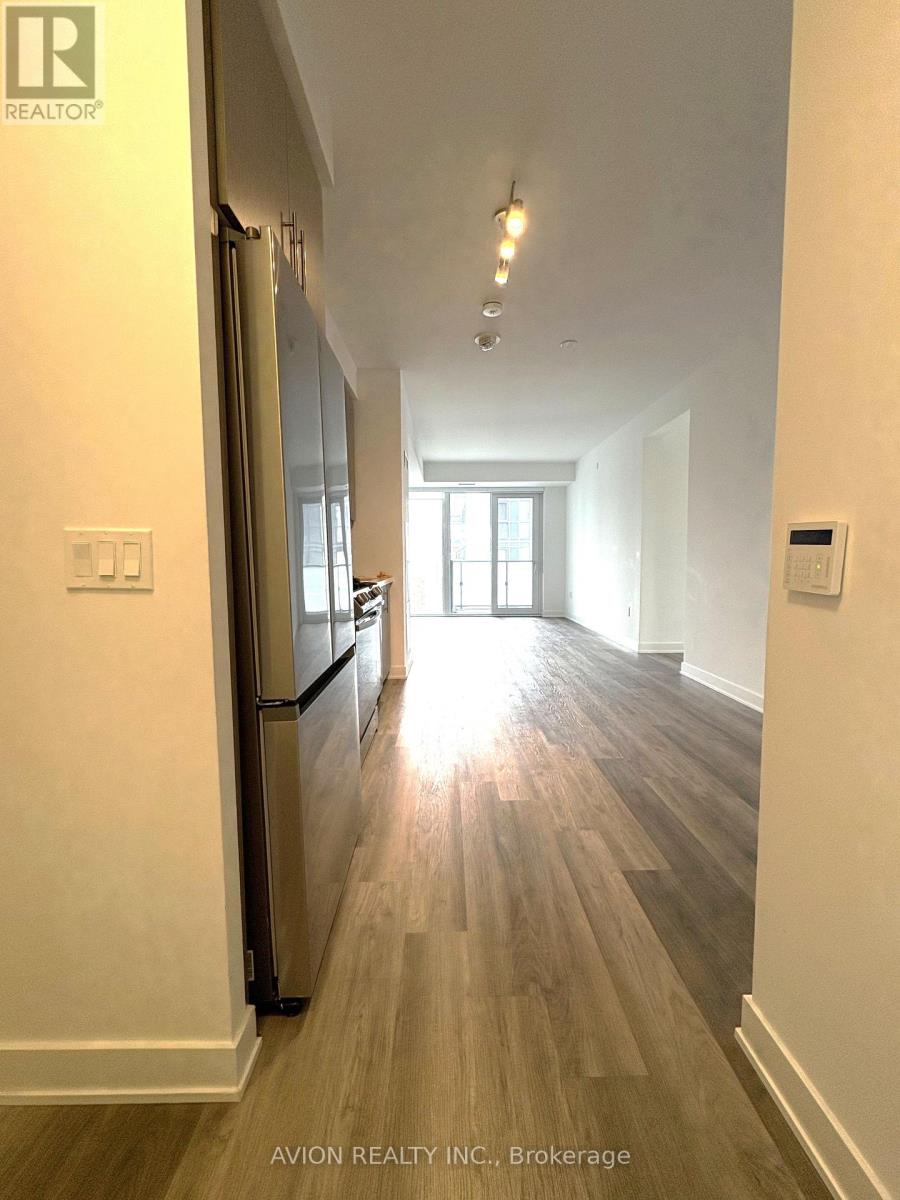 1505 - 105 Oneida Crescent, Richmond Hill, Ontario  L4B 0H6 - Photo 2 - N12900872