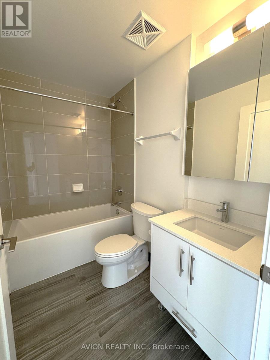 1505 - 105 Oneida Crescent, Richmond Hill, Ontario  L4B 0H6 - Photo 8 - N12900872