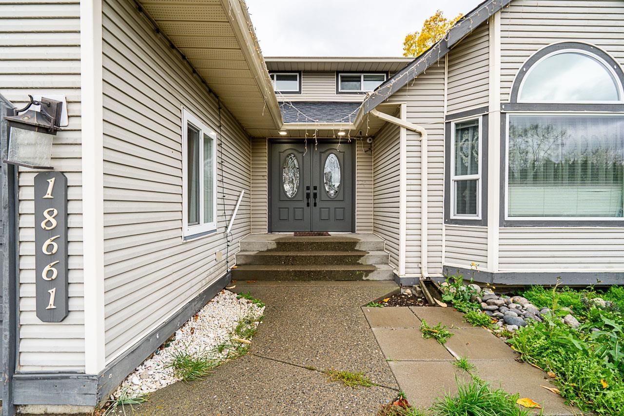 18661 56 Avenue Avenue, Surrey, British Columbia  V3S 7Y2 - Photo 3 - R3067654