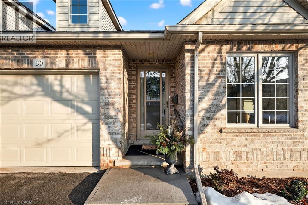 303 Central Avenue Unit# 30, Grimsby, Ontario  L3M 5L7 - Photo 4 - 40805690