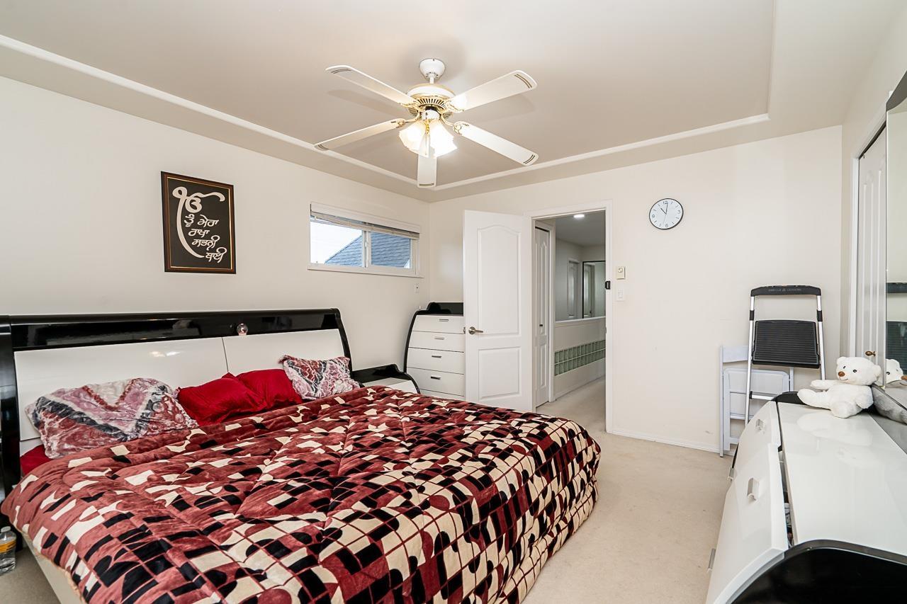 18661 56 Avenue Avenue, Surrey, British Columbia  V3S 7Y2 - Photo 16 - R3067654