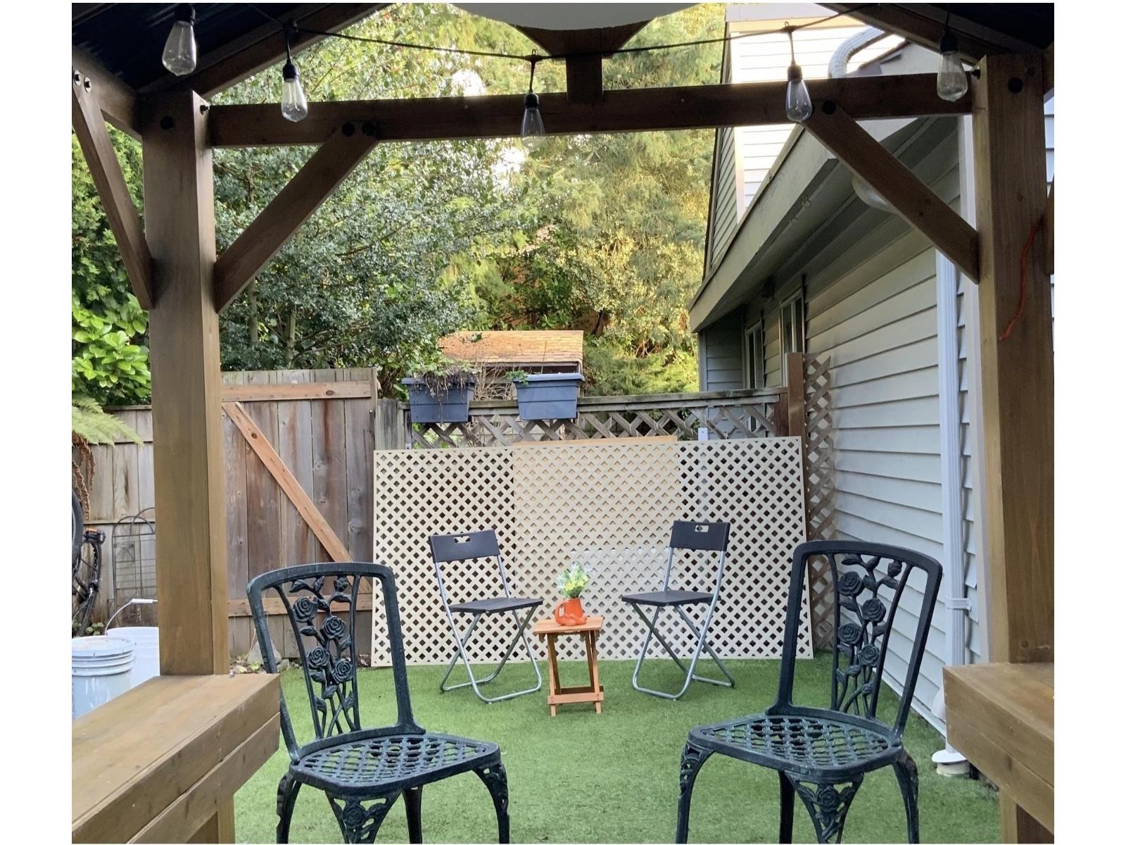 19205 Fairway Drive, Surrey, British Columbia  V3S 5M8 - Photo 10 - R3092013