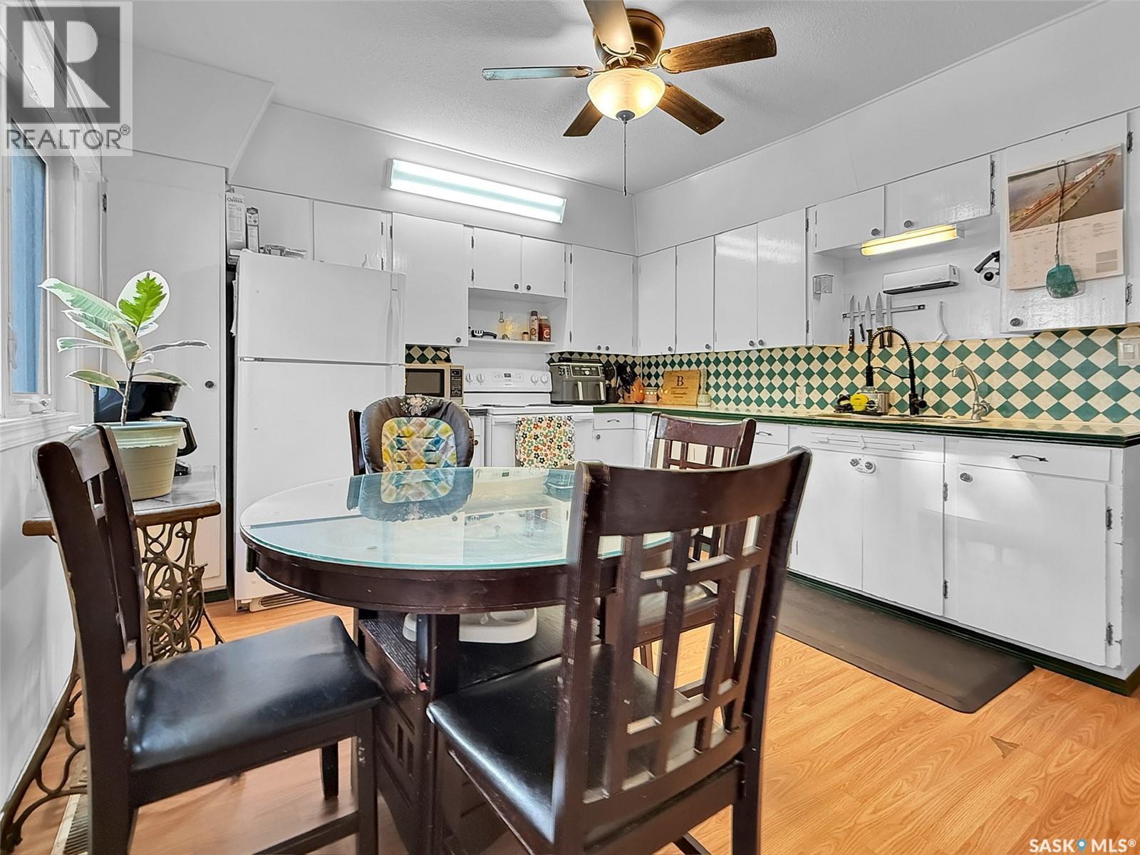 44 5th Avenue Ne, Swift Current, Saskatchewan  S9H 2K7 - Photo 6 - SK030871