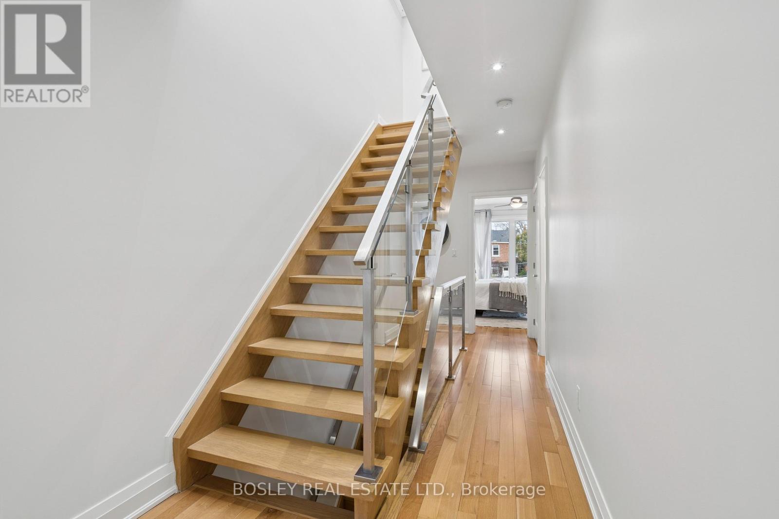 43 Chester Avenue, Toronto, Ontario  M4K 2Z8 - Photo 12 - E12892846