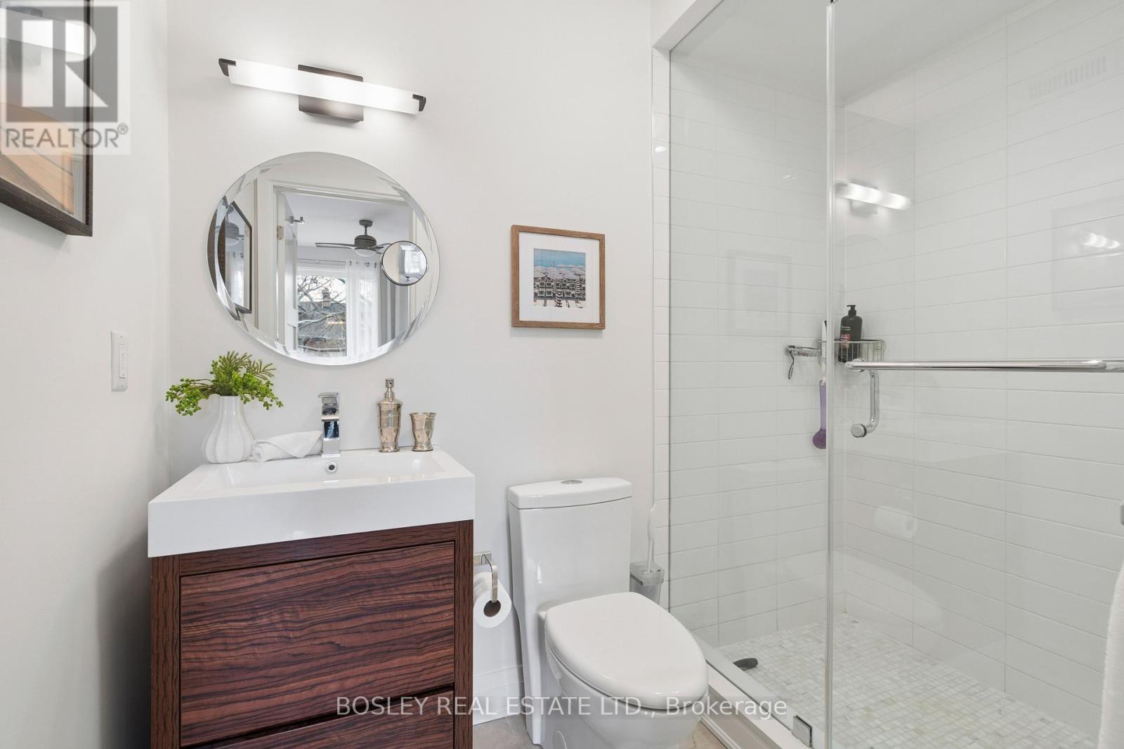 43 Chester Avenue, Toronto, Ontario  M4K 2Z8 - Photo 10 - E12892846