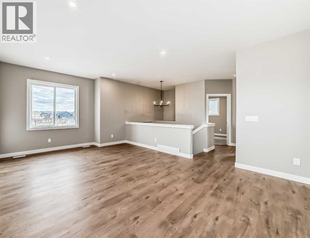 18 Tagish Avenue, Red Deer, Alberta  T4P 0Y7 - Photo 5 - A2268021