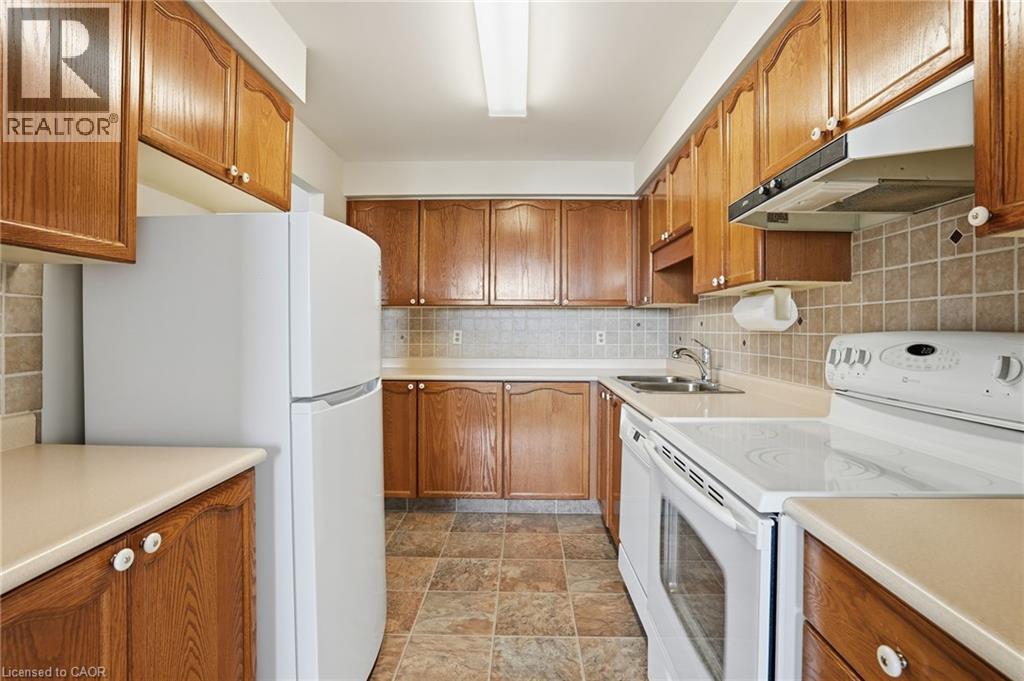 9 Bonheur Court Unit# 808, Brantford, Ontario  N3P 1Z5 - Photo 19 - 40801489