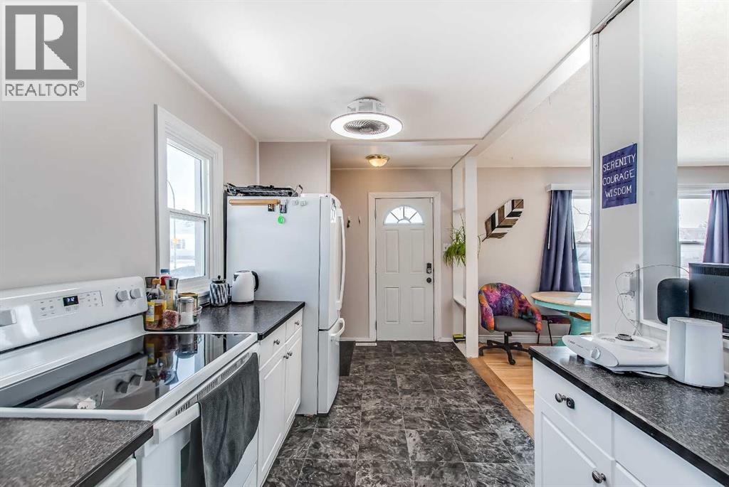 120 11 Street Sw, Medicine Hat, Alberta  T1A 4S3 - Photo 8 - A2293480