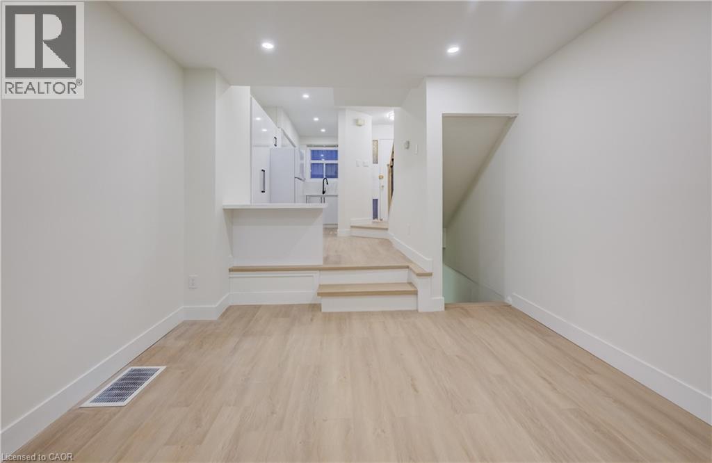 275 Broadview Avenue Unit# 149, Toronto, Ontario  M4M 3H5 - Photo 18 - 40813459