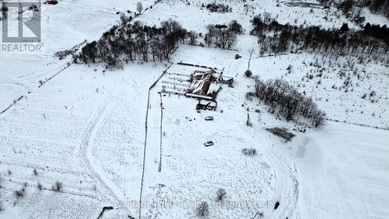 317704 6 & 10 Highway, Georgian Bluffs, Ontario  N4K 5N6 - Photo 10 - X12901120