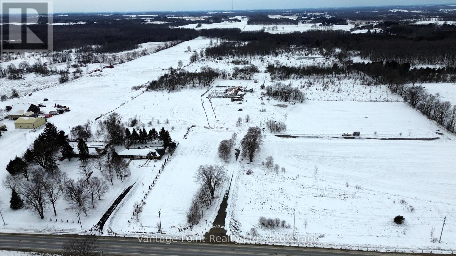 317704 6 & 10 Highway, Georgian Bluffs, Ontario  N4K 5N6 - Photo 3 - X12901120