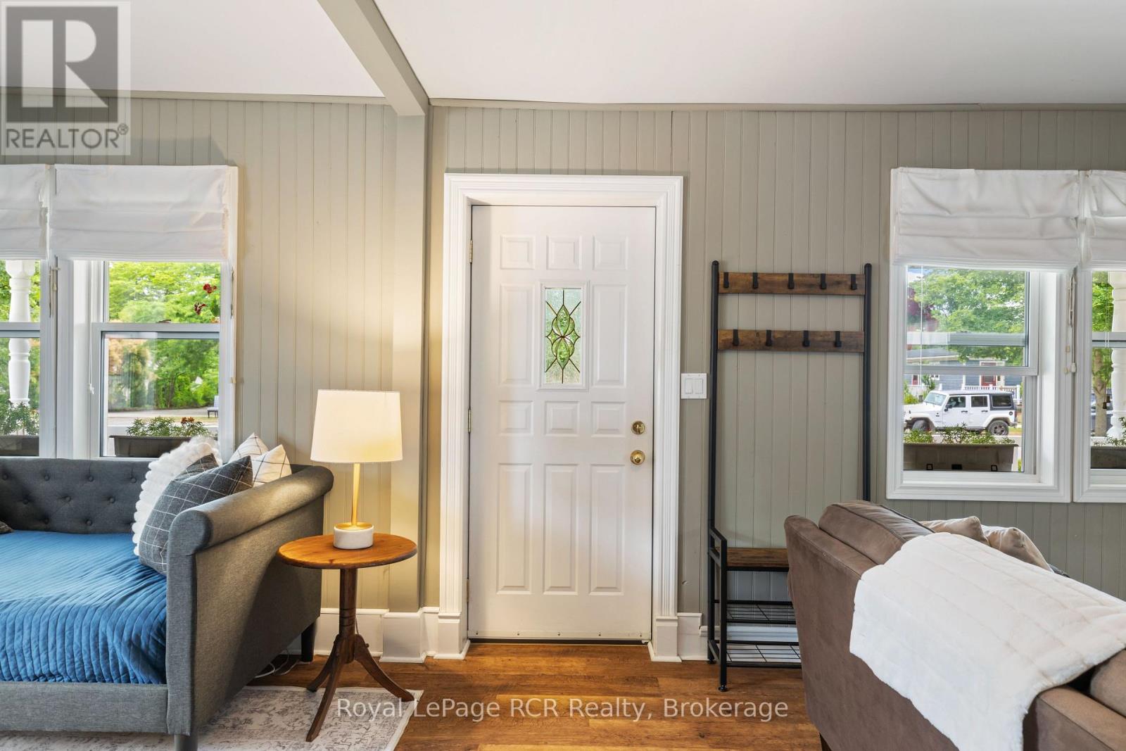 40 Grosvenor Street S, Saugeen Shores, Ontario  N0H 2L0 - Photo 7 - X12901190