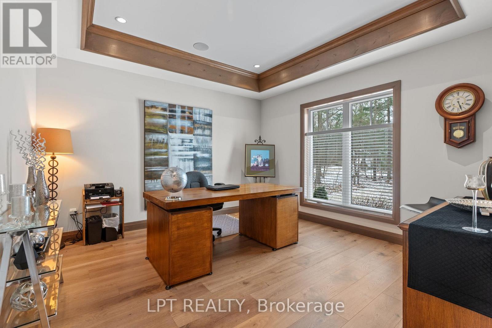 8695 Timberwood Trail, Lambton Shores, Ontario  N0M 1T0 - Photo 9 - X12901086