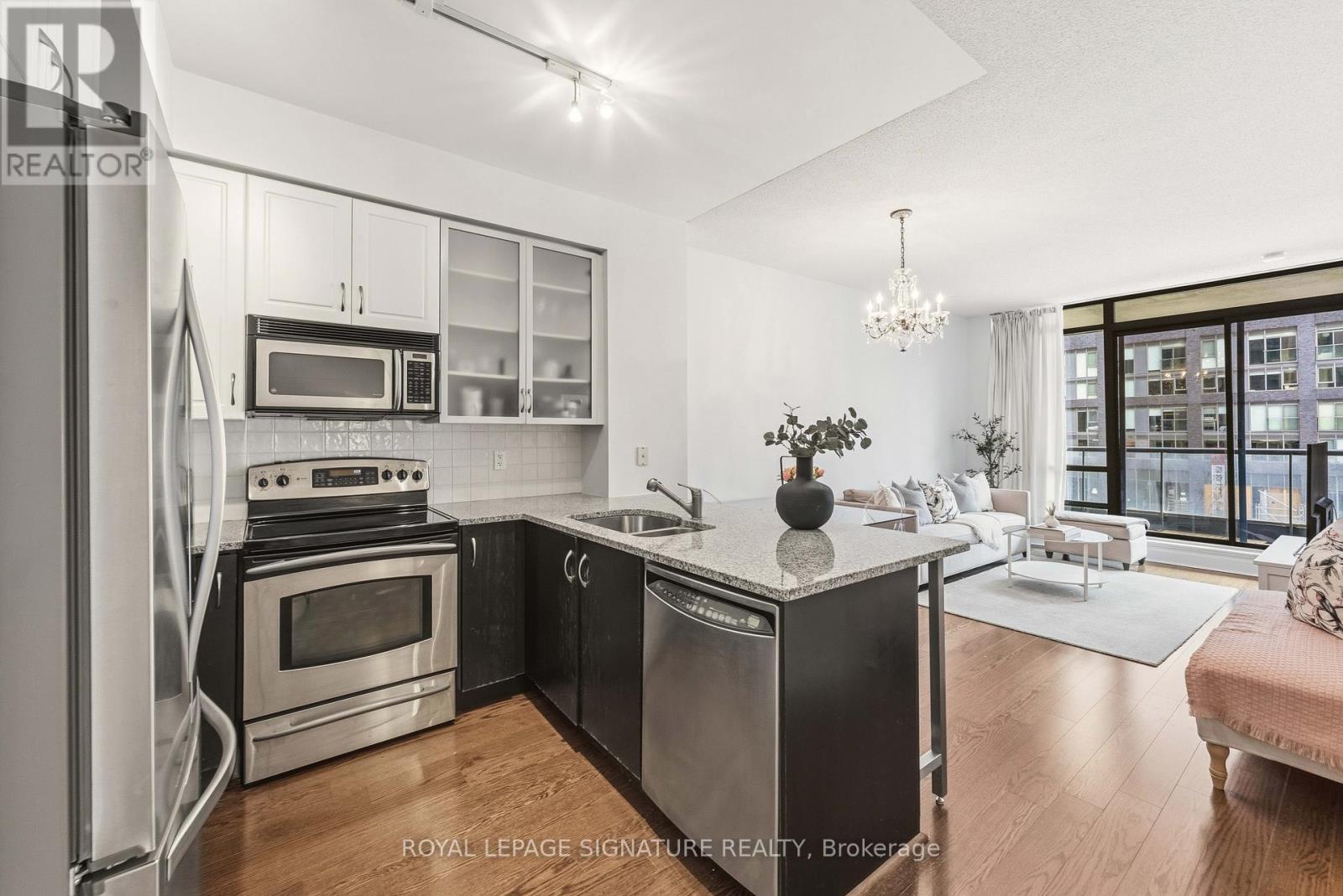 712 - 438 KING STREET W, Toronto, Ontario