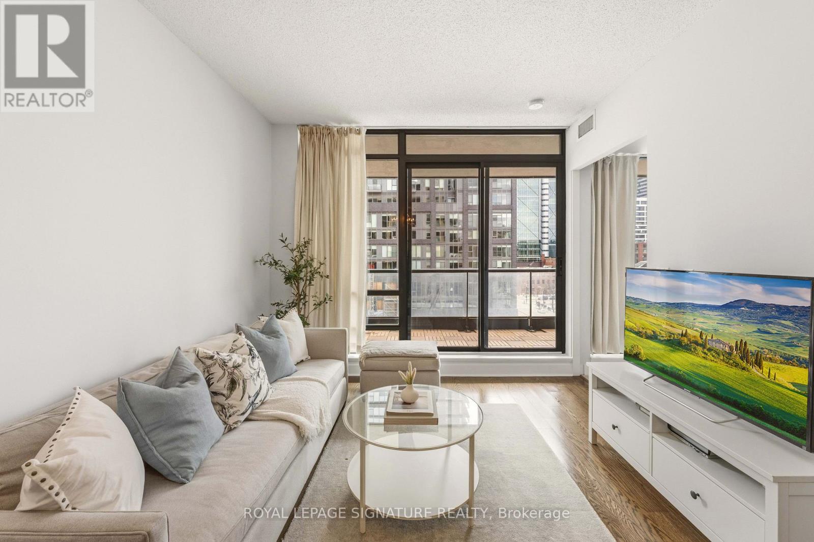 712 - 438 King Street W, Toronto, Ontario  M5V 3T9 - Photo 9 - C12901038