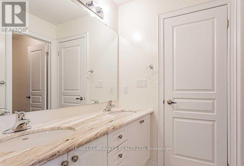 170 Maxwell Street, Toronto, Ontario  M3H 0B5 - Photo 8 - C12901134