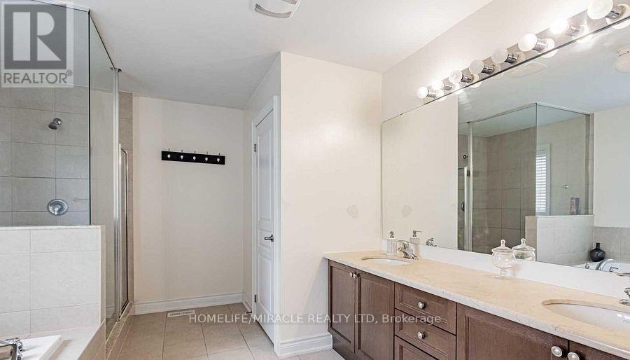 170 Maxwell Street, Toronto, Ontario  M3H 0B5 - Photo 9 - C12901134