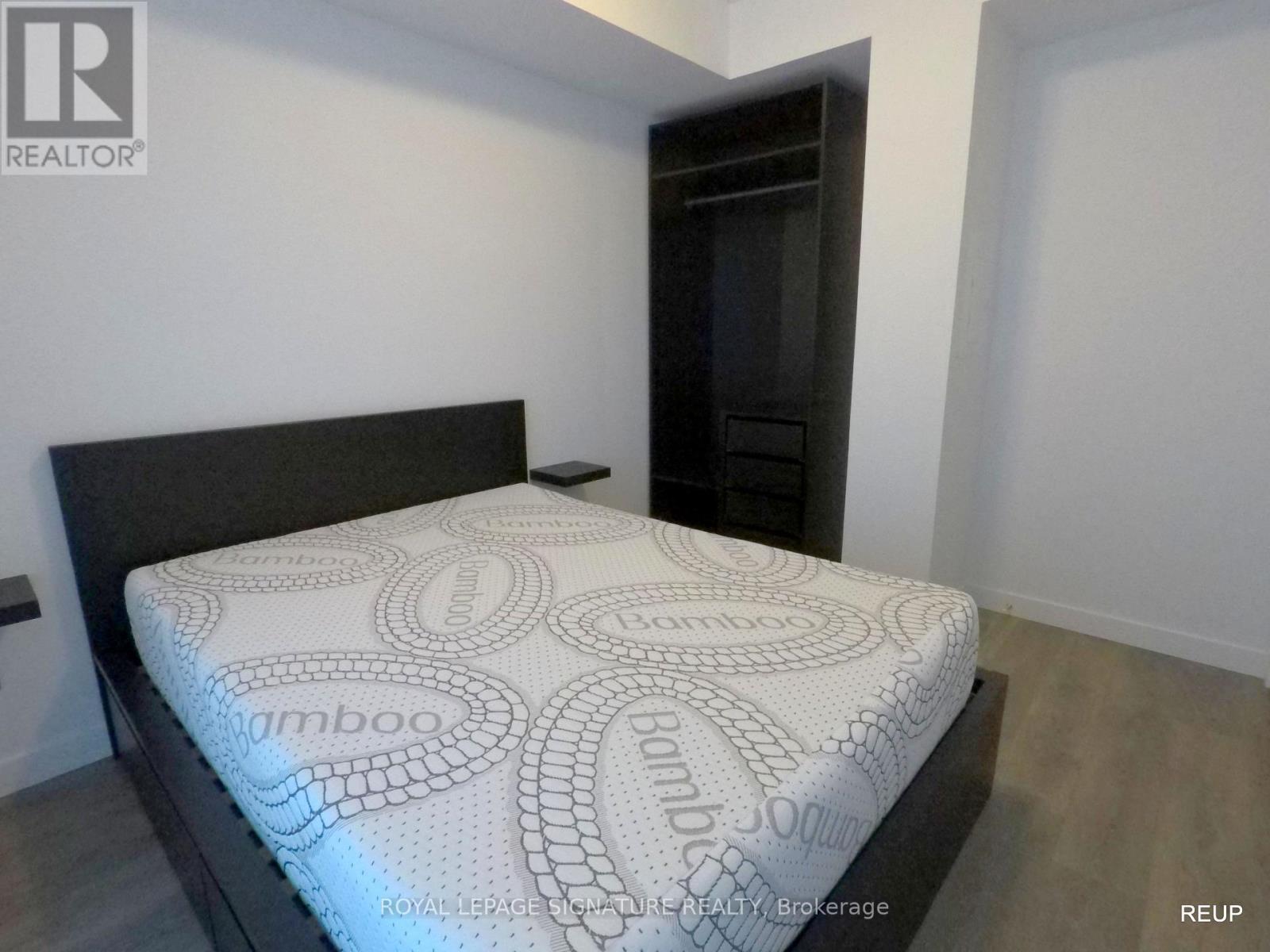 2402 - 8 Eglinton Avenue E, Toronto (Mount Pleasant West), Ontario  M4P 0C1 - Photo 10 - C12901170