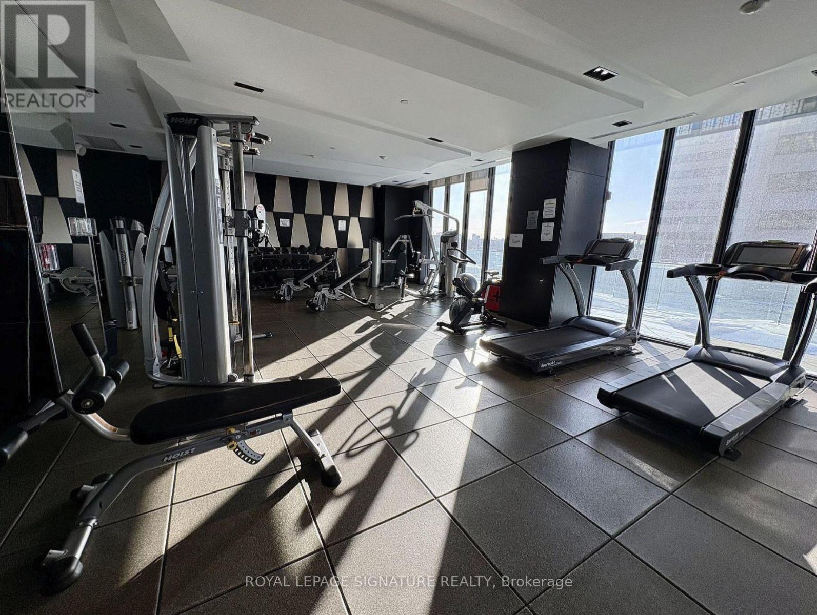 2402 - 8 Eglinton Avenue E, Toronto (Mount Pleasant West), Ontario  M4P 0C1 - Photo 19 - C12901170