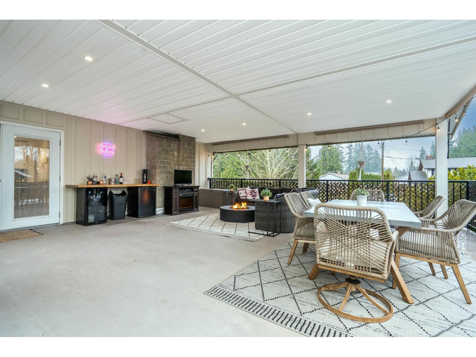 5751 246B STREET, langley, British Columbia