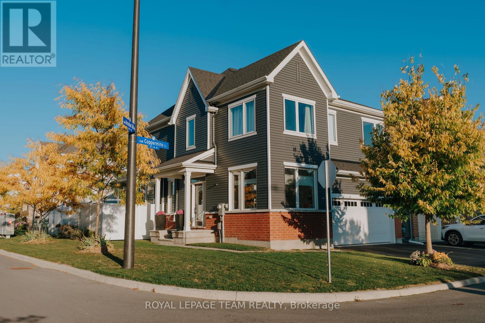 21 COPPERMINE STREET, Ottawa, Ontario