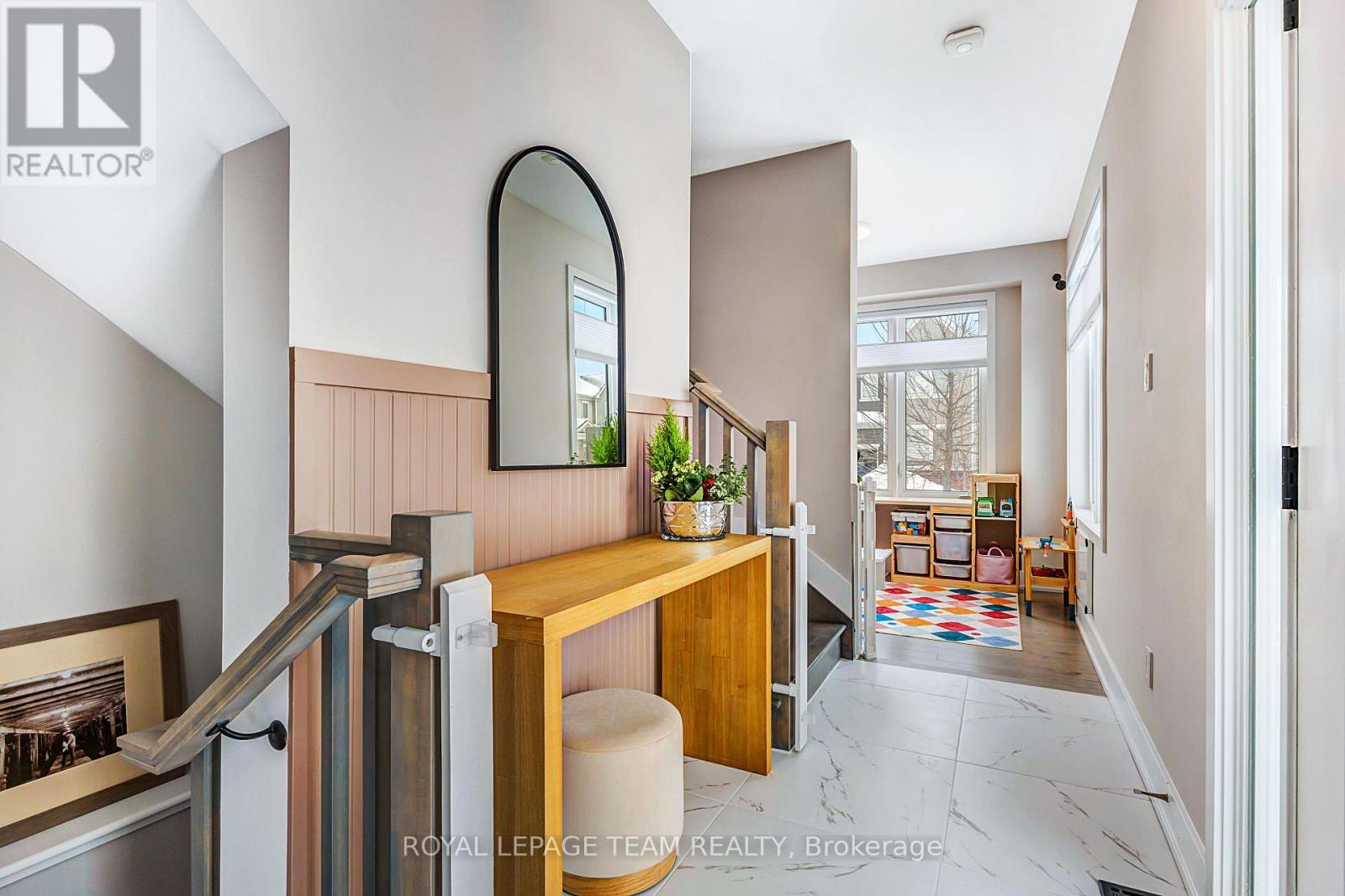 21 Coppermine Street, Ottawa, Ontario  K2J 6P5 - Photo 3 - X12901018