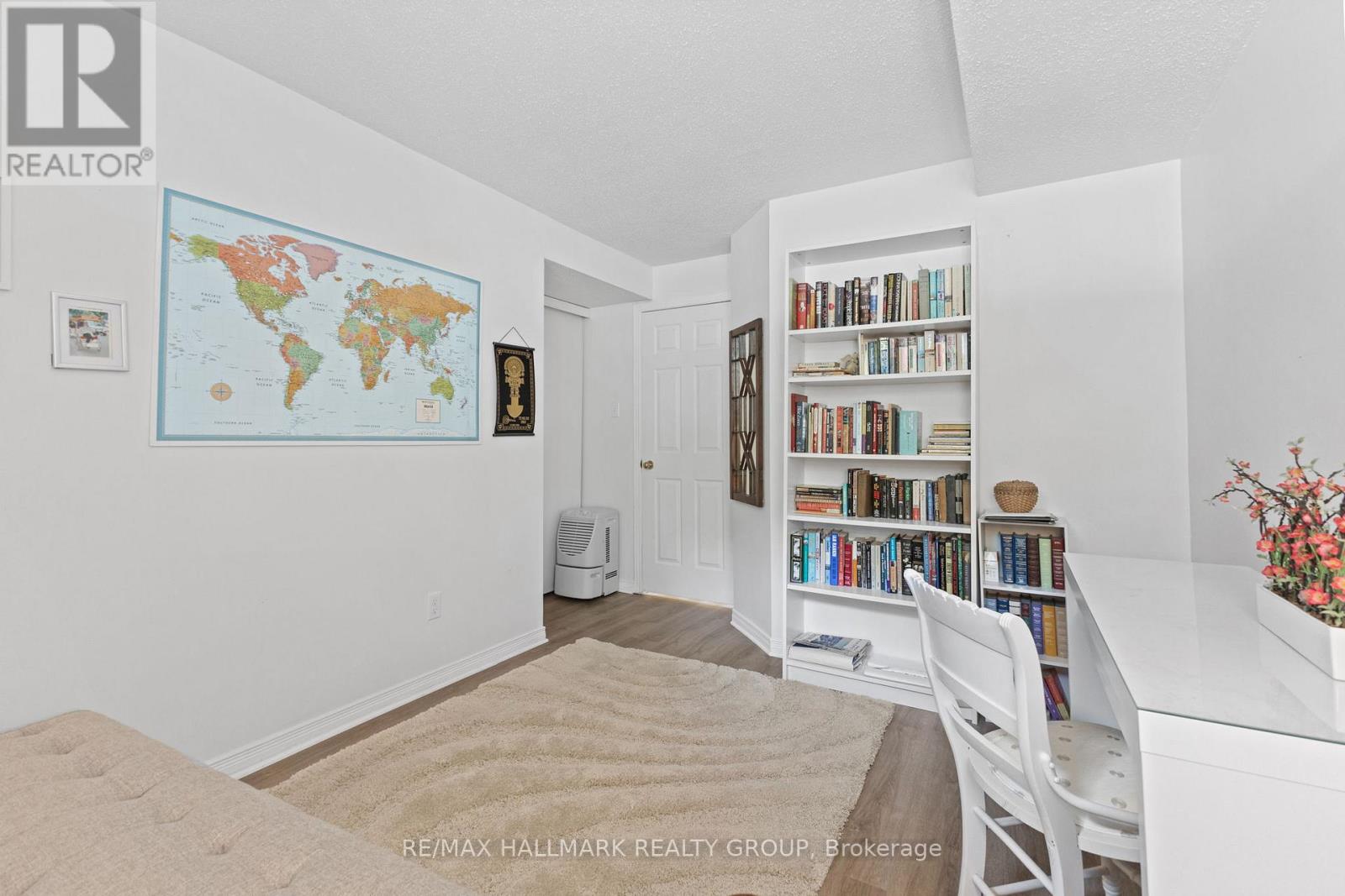 35 - 1400 Wildberry Court, Ottawa, Ontario  K1C 7K6 - Photo 23 - X12901024