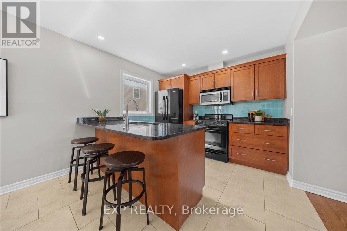 374 Greenwood Avenue, Ottawa, Ontario  K2A 4E6 - Photo 11 - X12901060