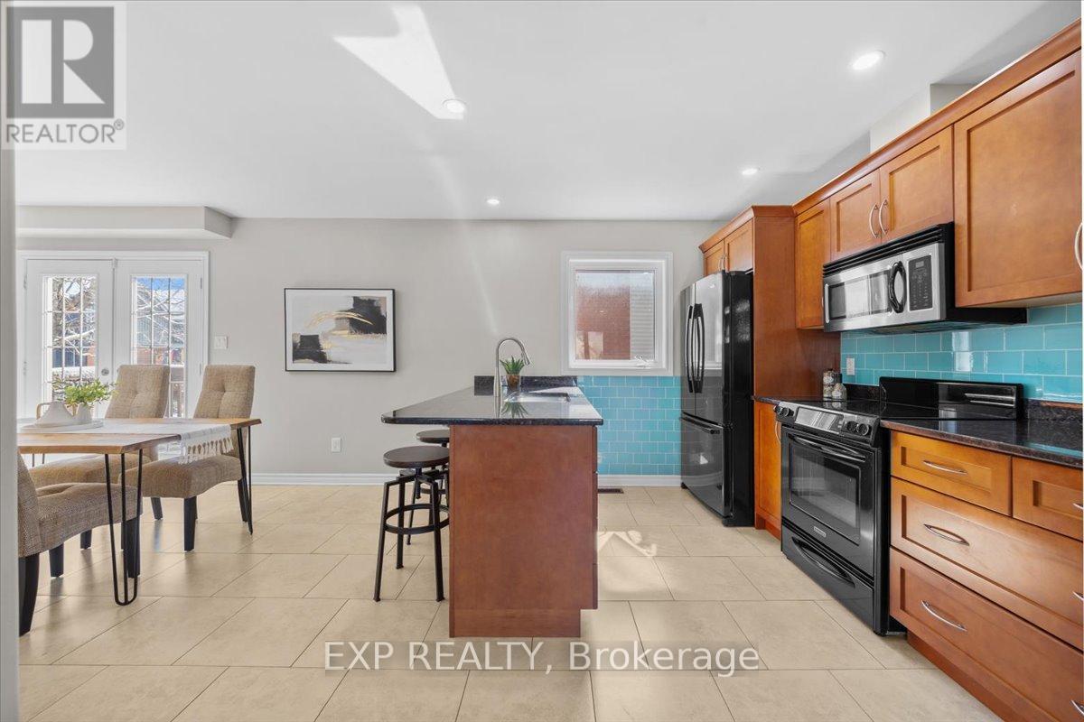 374 Greenwood Avenue, Ottawa, Ontario  K2A 4E6 - Photo 12 - X12901060