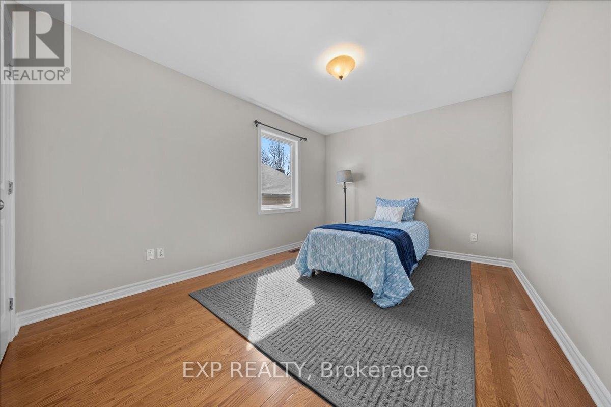 374 Greenwood Avenue, Ottawa, Ontario  K2A 4E6 - Photo 19 - X12901060