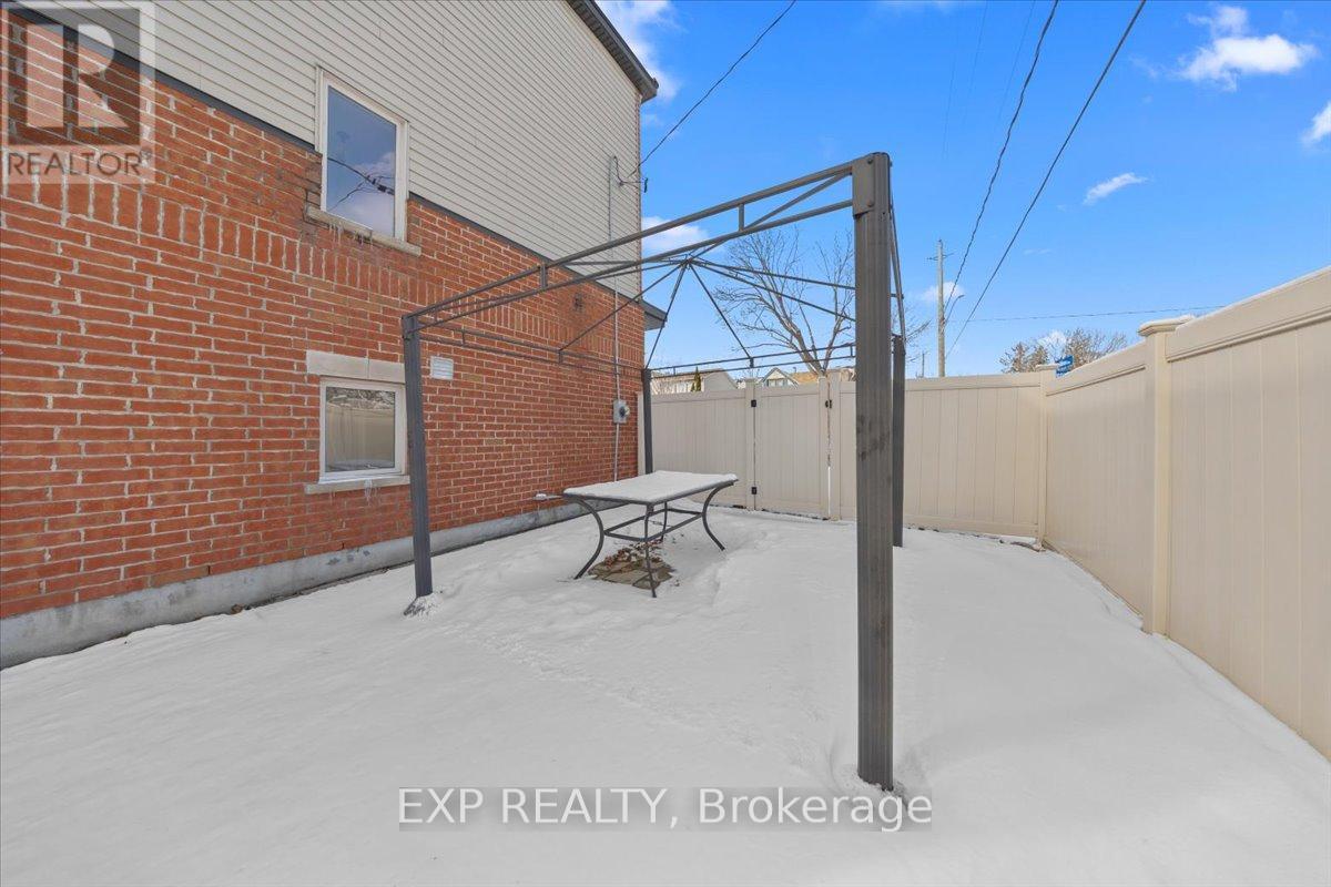 374 Greenwood Avenue, Ottawa, Ontario  K2A 4E6 - Photo 30 - X12901060