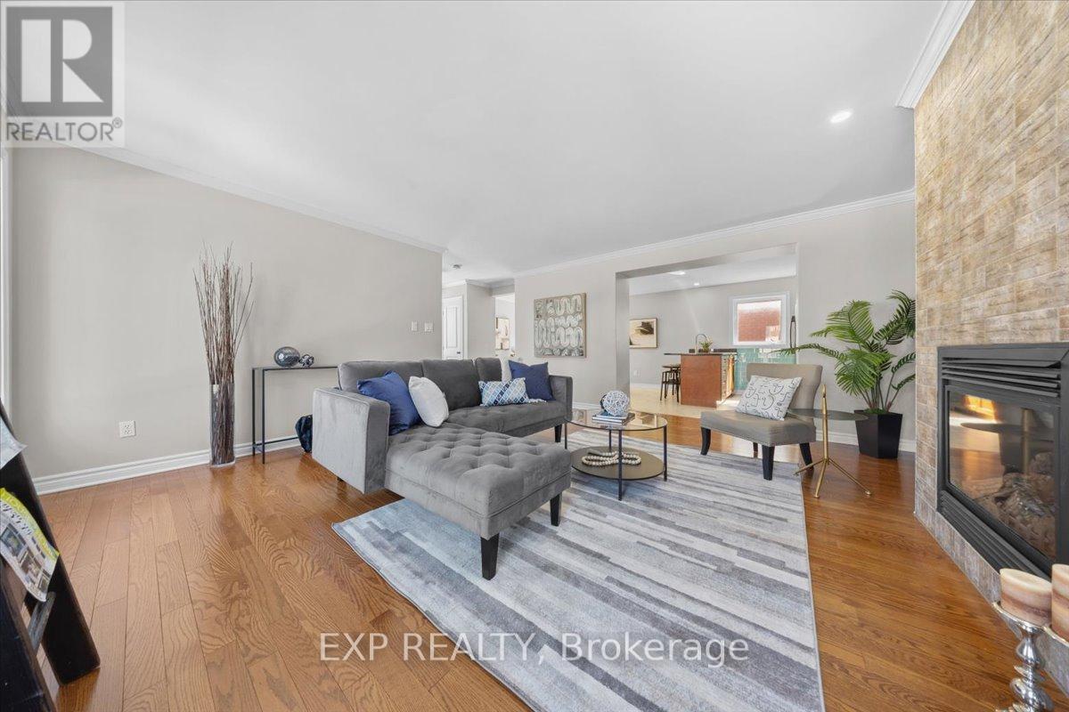 374 Greenwood Avenue, Ottawa, Ontario  K2A 4E6 - Photo 7 - X12901060