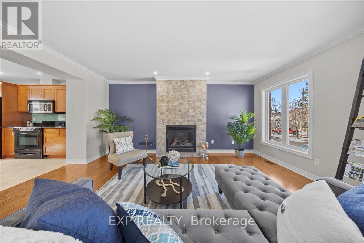 374 Greenwood Avenue, Ottawa, Ontario  K2A 4E6 - Photo 8 - X12901060