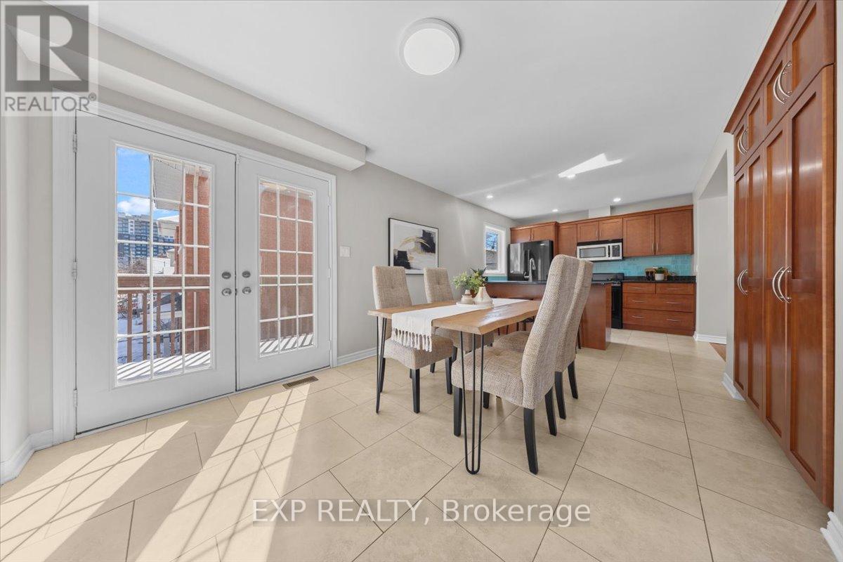 374 Greenwood Avenue, Ottawa, Ontario  K2A 4E6 - Photo 9 - X12901060