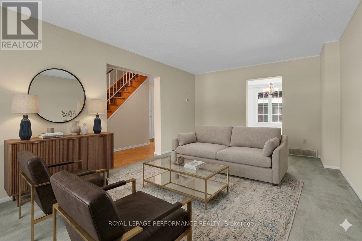 2166 Bickerton Avenue, Ottawa, Ontario  K1J 6Y3 - Photo 8 - X12901110